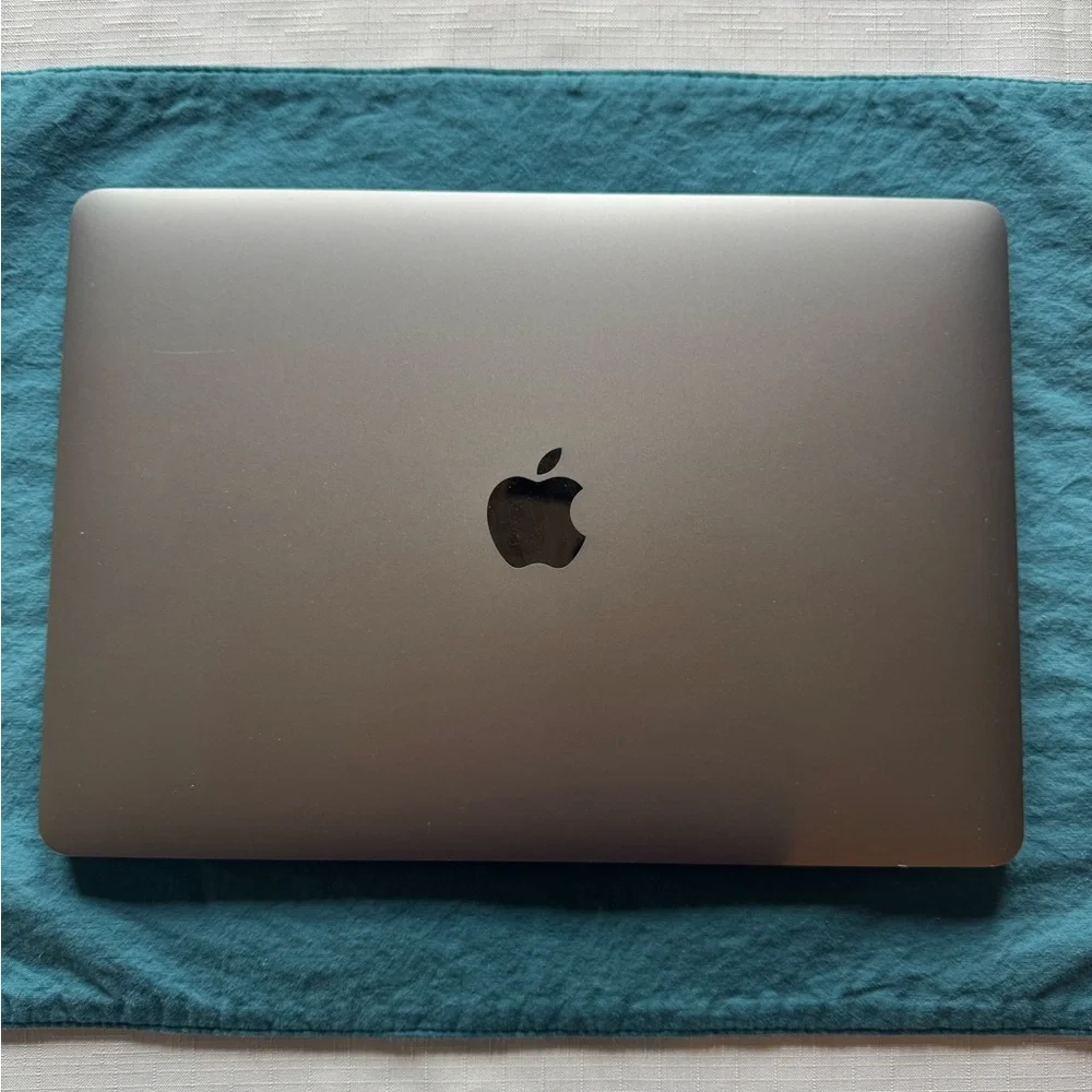 Apple MacBook Air Silver M1 8GB 256GB SSD